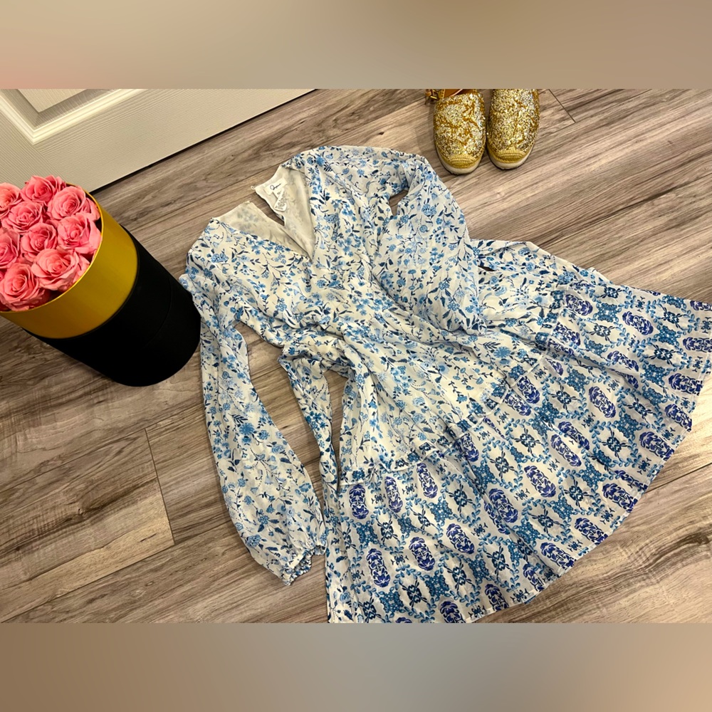 Beautiful dress🩵👌